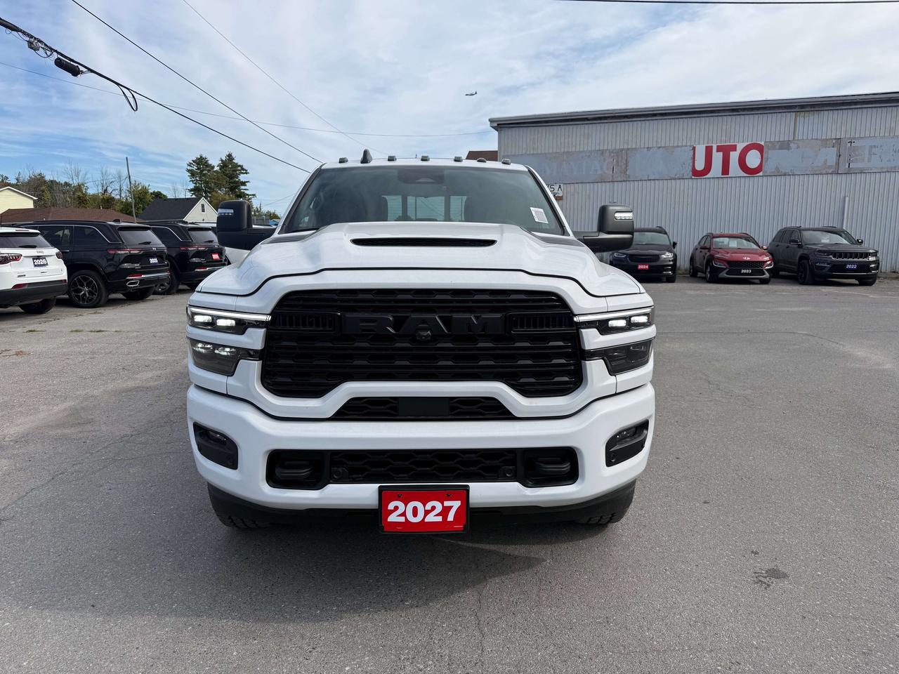 2027 RAM 2500 Limited Crew Cab 4x4 Photo