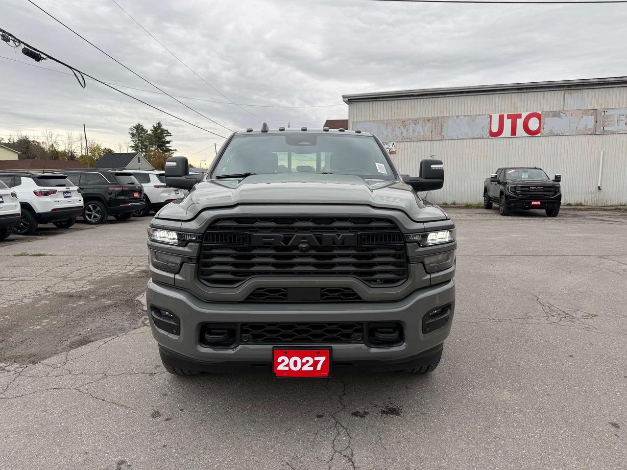 2027 RAM 2500 Big Horn 4X4 Crew Cab - Night Edition Photo