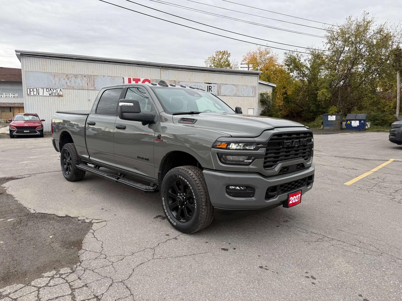 2027 RAM 2500 Big Horn 4X4 Crew Cab - Night Edition Photo