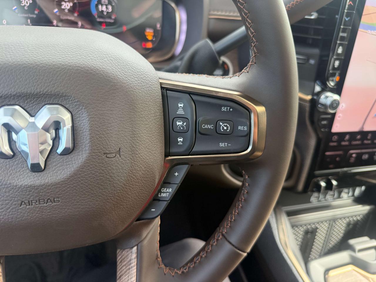 2027 RAM 2500 LONGHORN CREW CAB 4X4 Photo