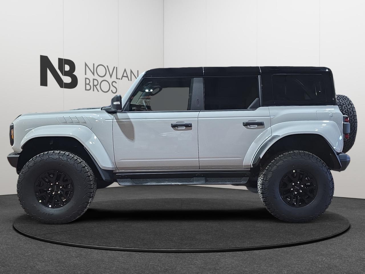 2026 Ford Bronco Raptor Photo1