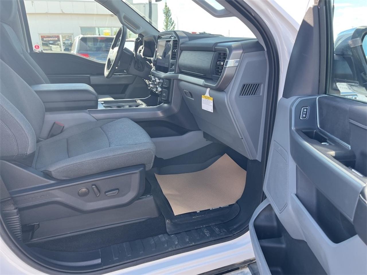 2024 Ford F-150 XLT  - Climate Control -  Navigation Photo5
