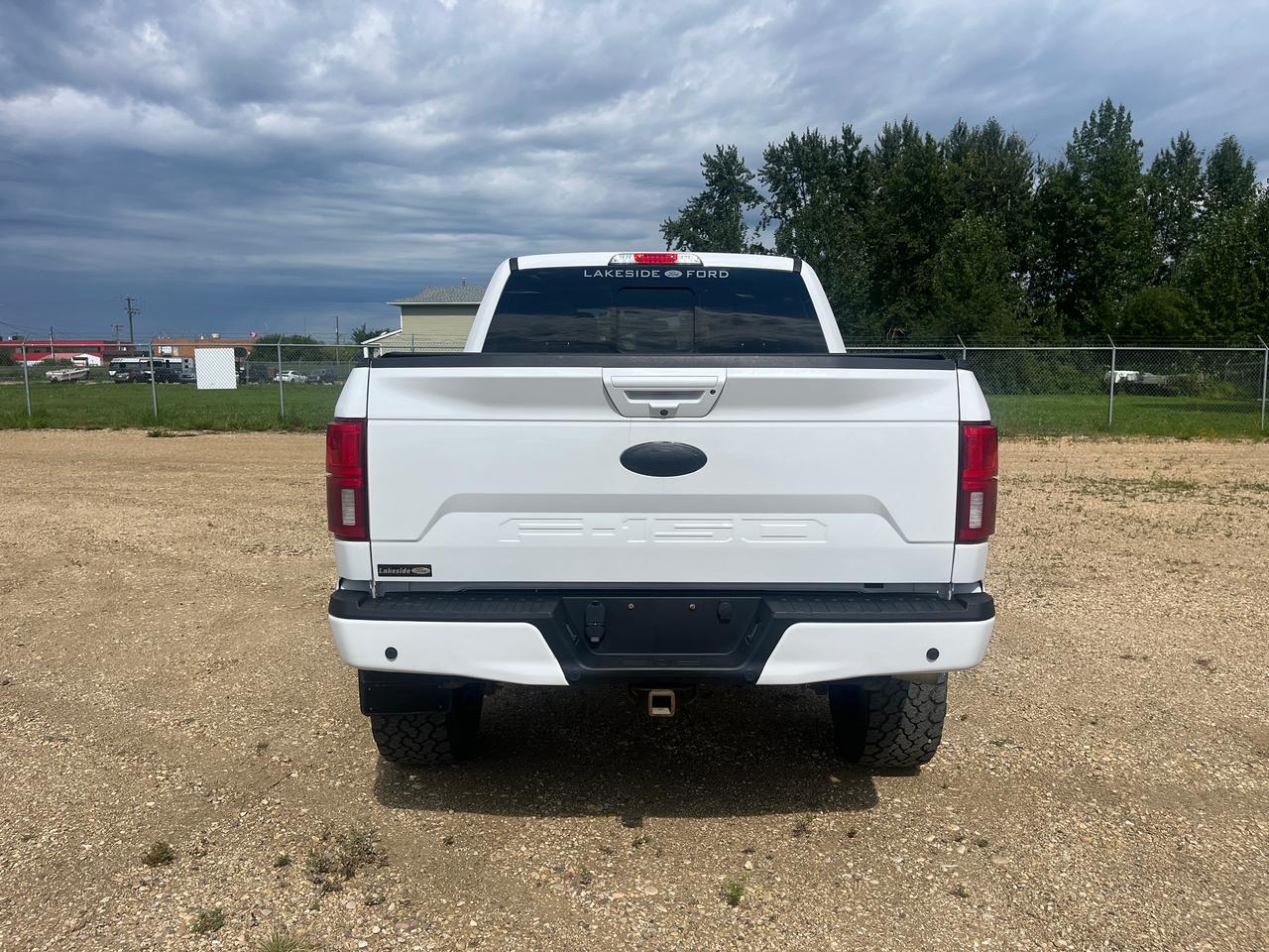 2018 Ford F-150 Lariat Photo3