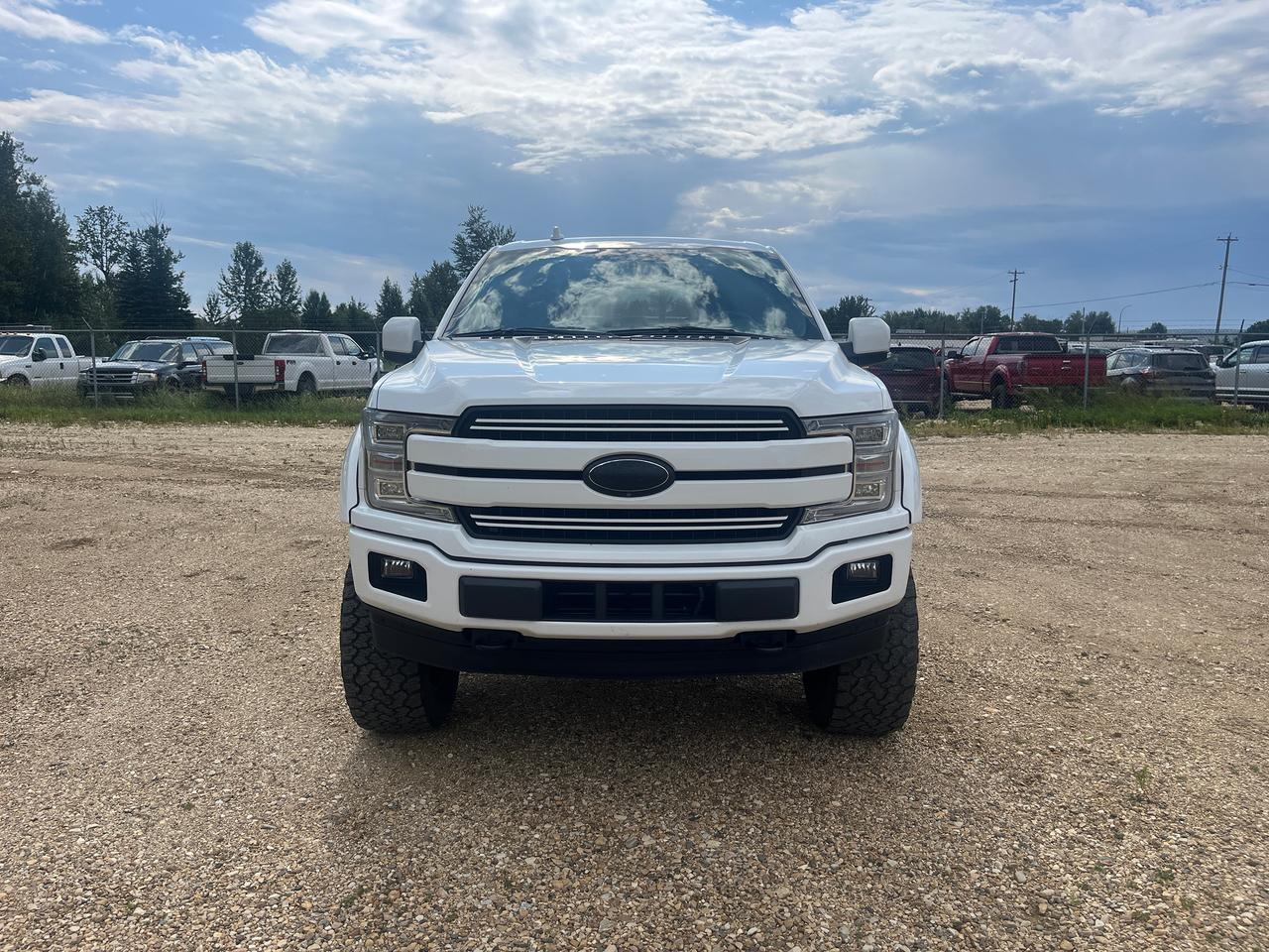 2018 Ford F-150 Lariat Photo1