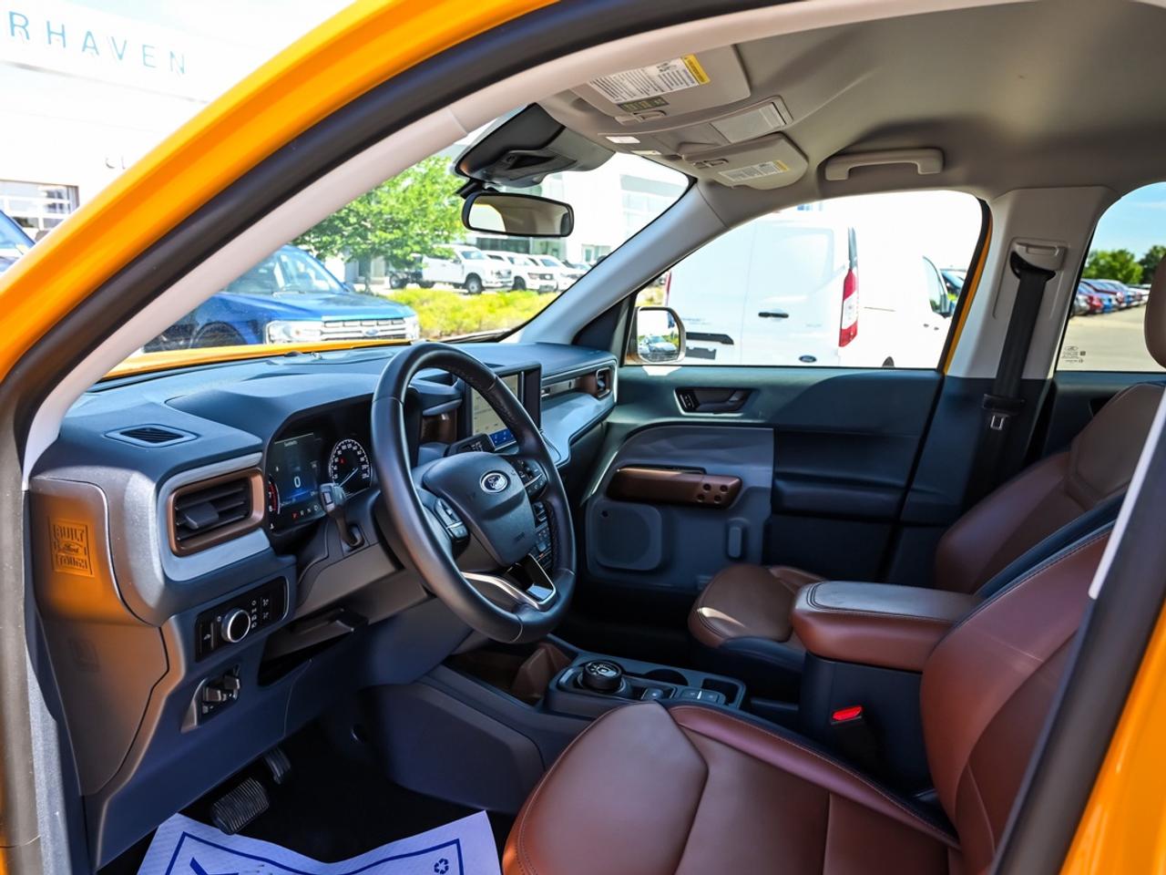2023 Ford Maverick Lariat Photo