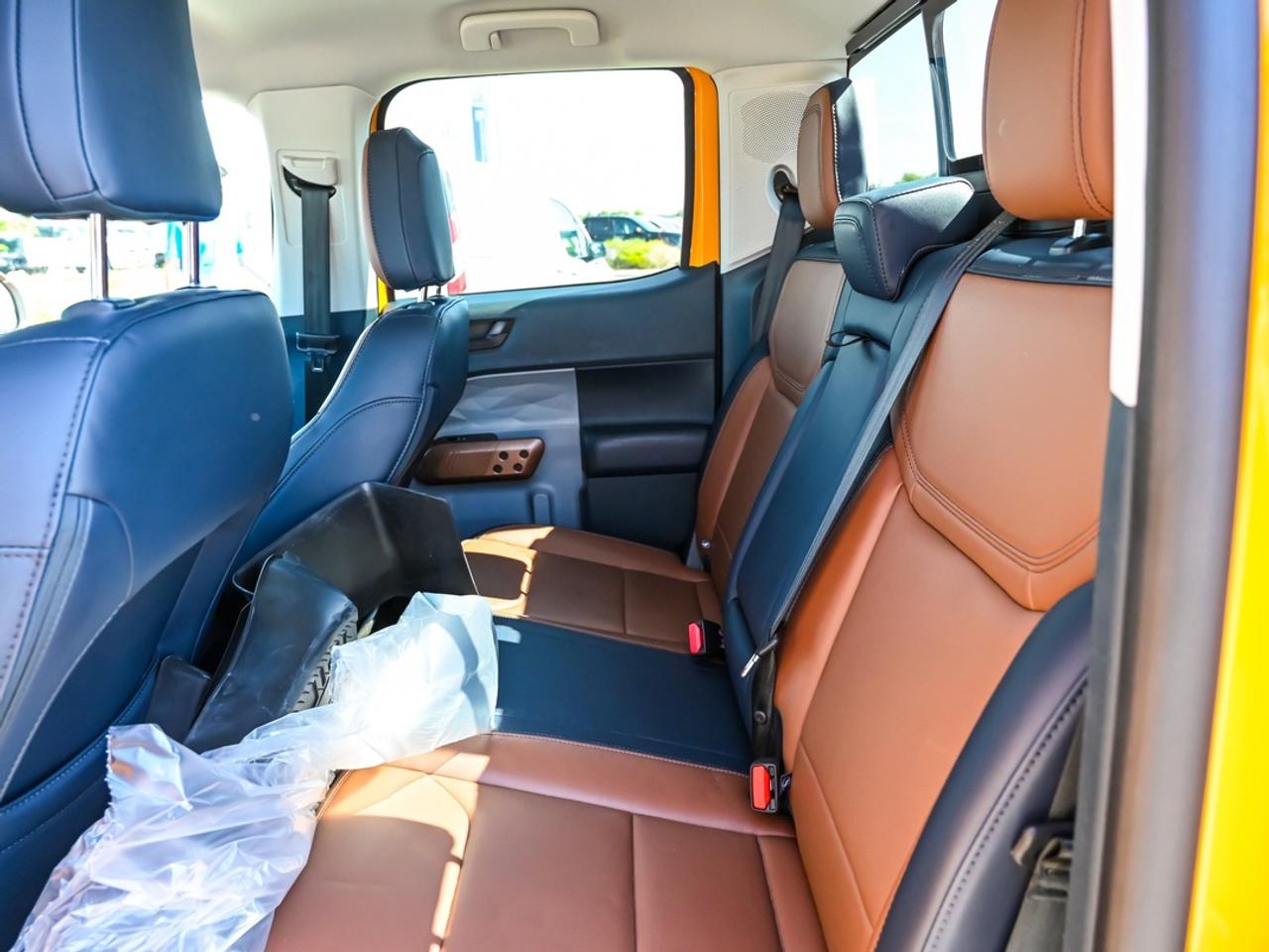 2023 Ford Maverick Lariat Photo