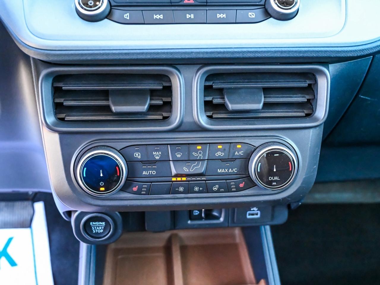 2023 Ford Maverick Lariat Photo