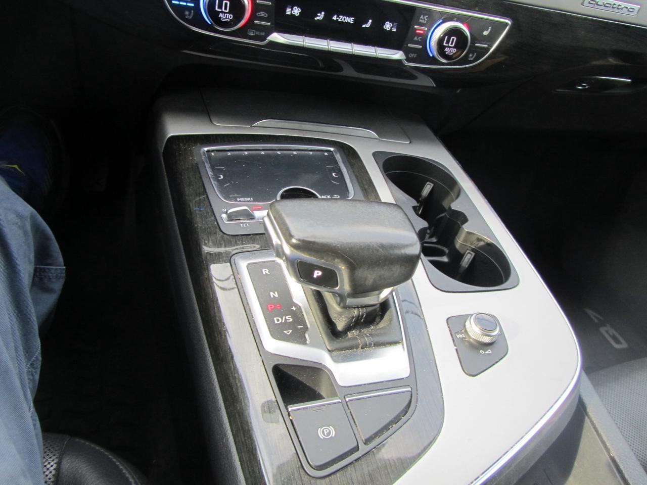 2017 Audi Q7 3.0T Progressiv Photo