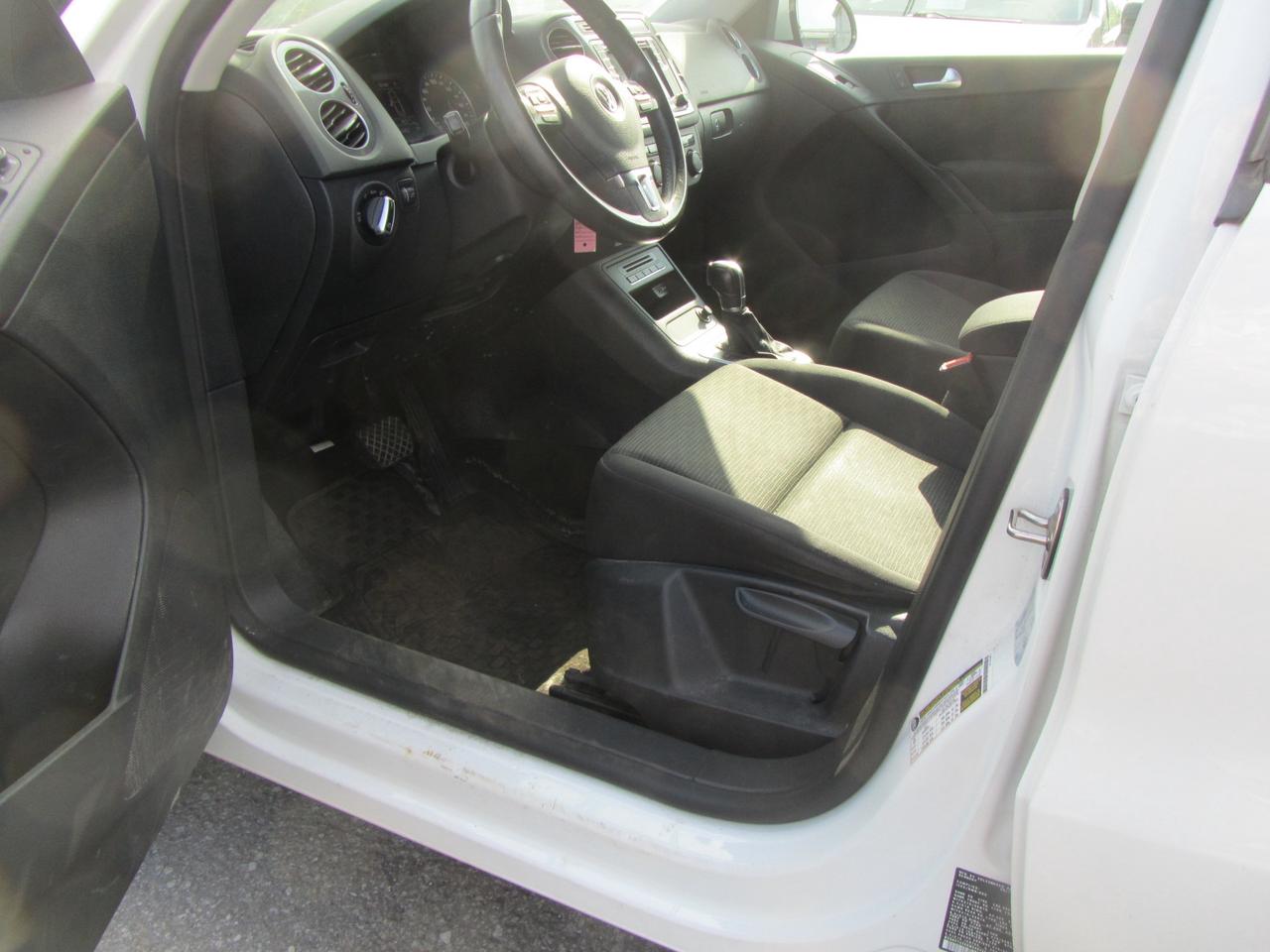 2017 Volkswagen Tiguan AWD 4dr Photo