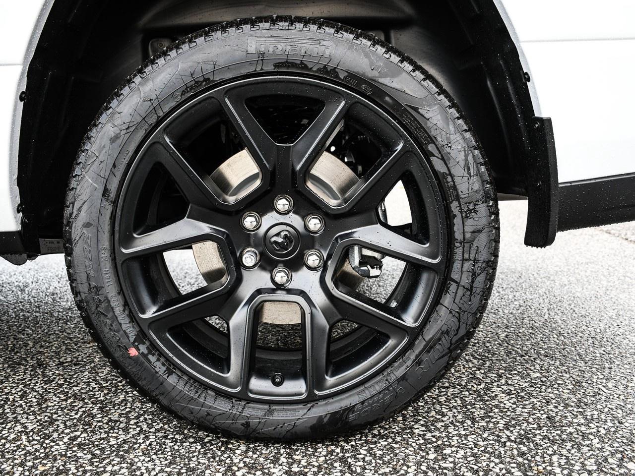 2027 RAM 1500 SPORT 4X4 CREW CAB 5'7" BOX Photo