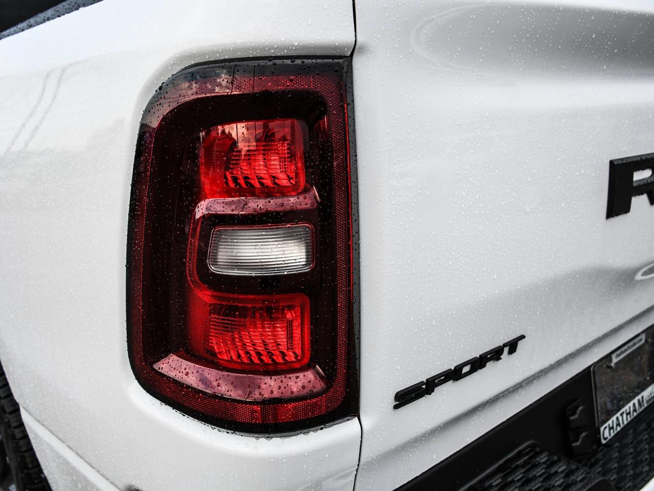 2027 RAM 1500 SPORT 4X4 CREW CAB 5'7" BOX Photo