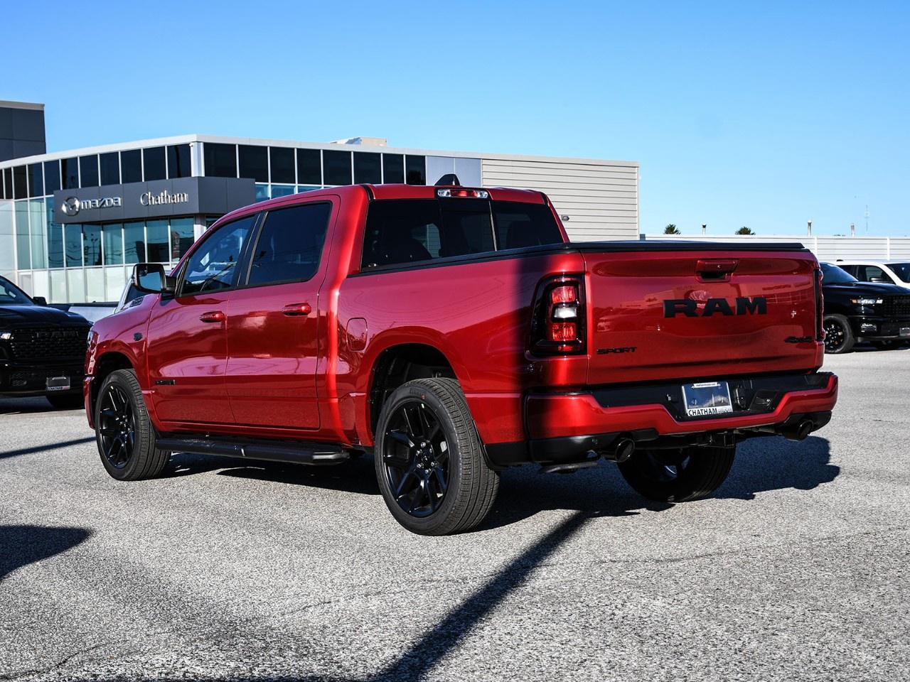 2027 RAM 1500 SPORT 4X4 CREW CAB 5'7" BOX Photo5