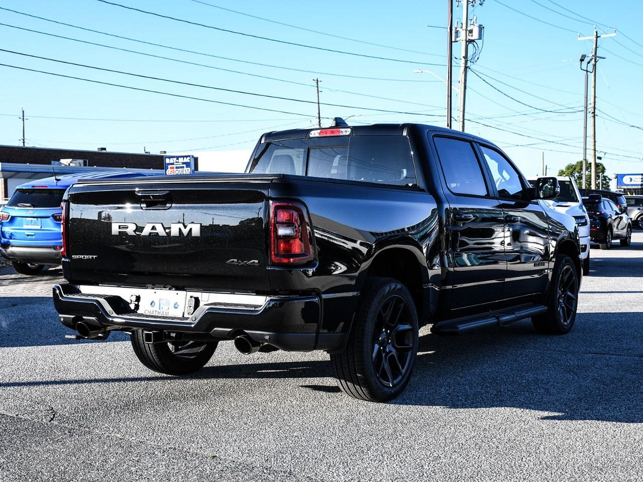 2027 RAM 1500 SPORT 4X4 CREW CAB 5'7" BOX Photo