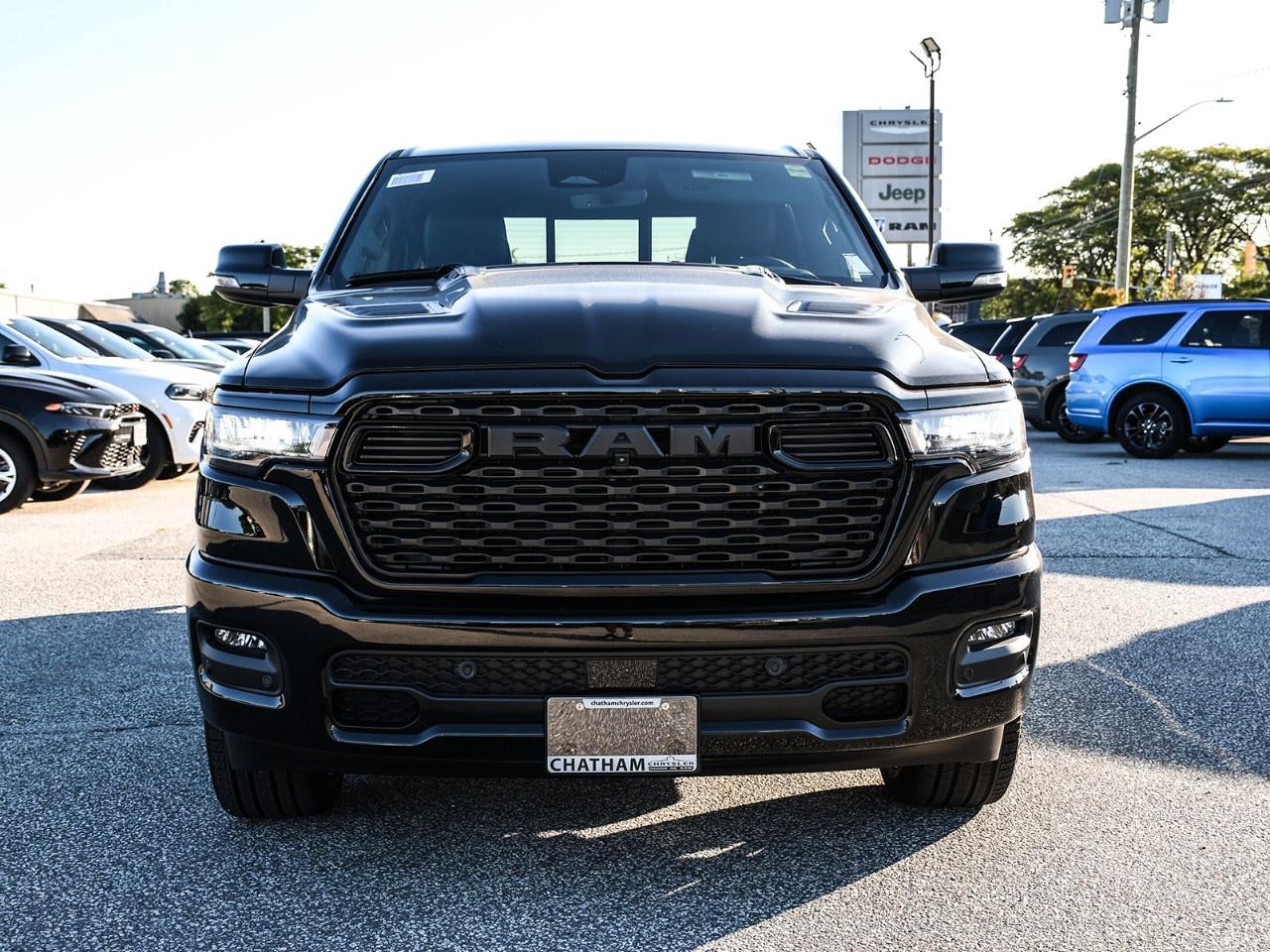 2027 RAM 1500 SPORT 4X4 CREW CAB 5'7" BOX Photo