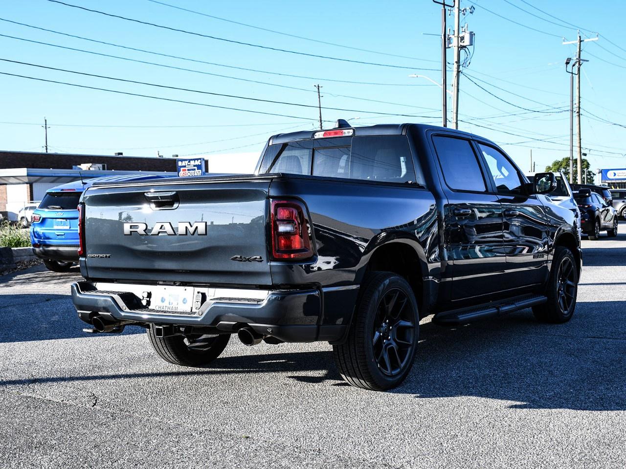 2027 RAM 1500 SPORT 4X4 CREW CAB 5'7" BOX Photo