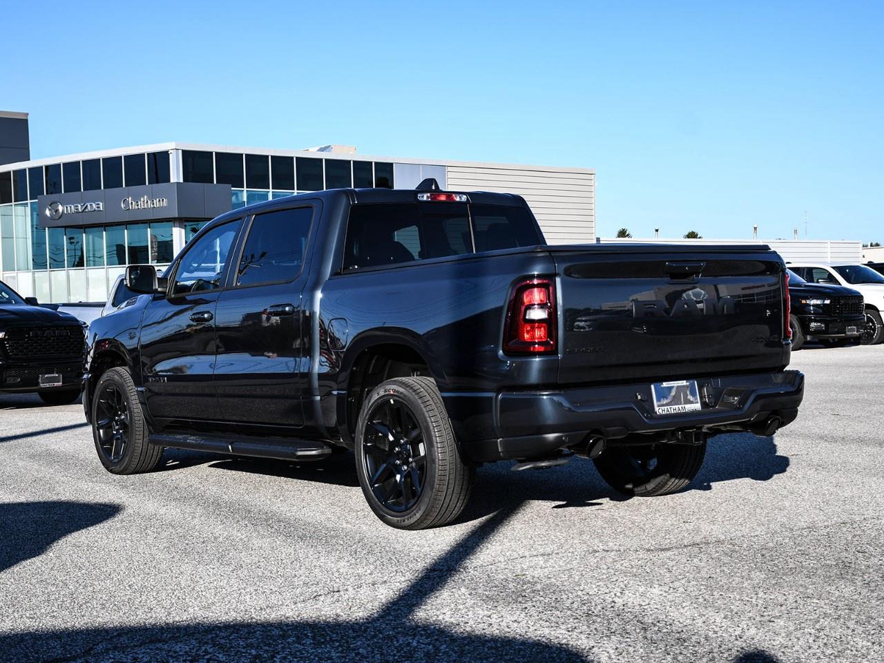 2027 RAM 1500 SPORT 4X4 CREW CAB 5'7" BOX Photo1