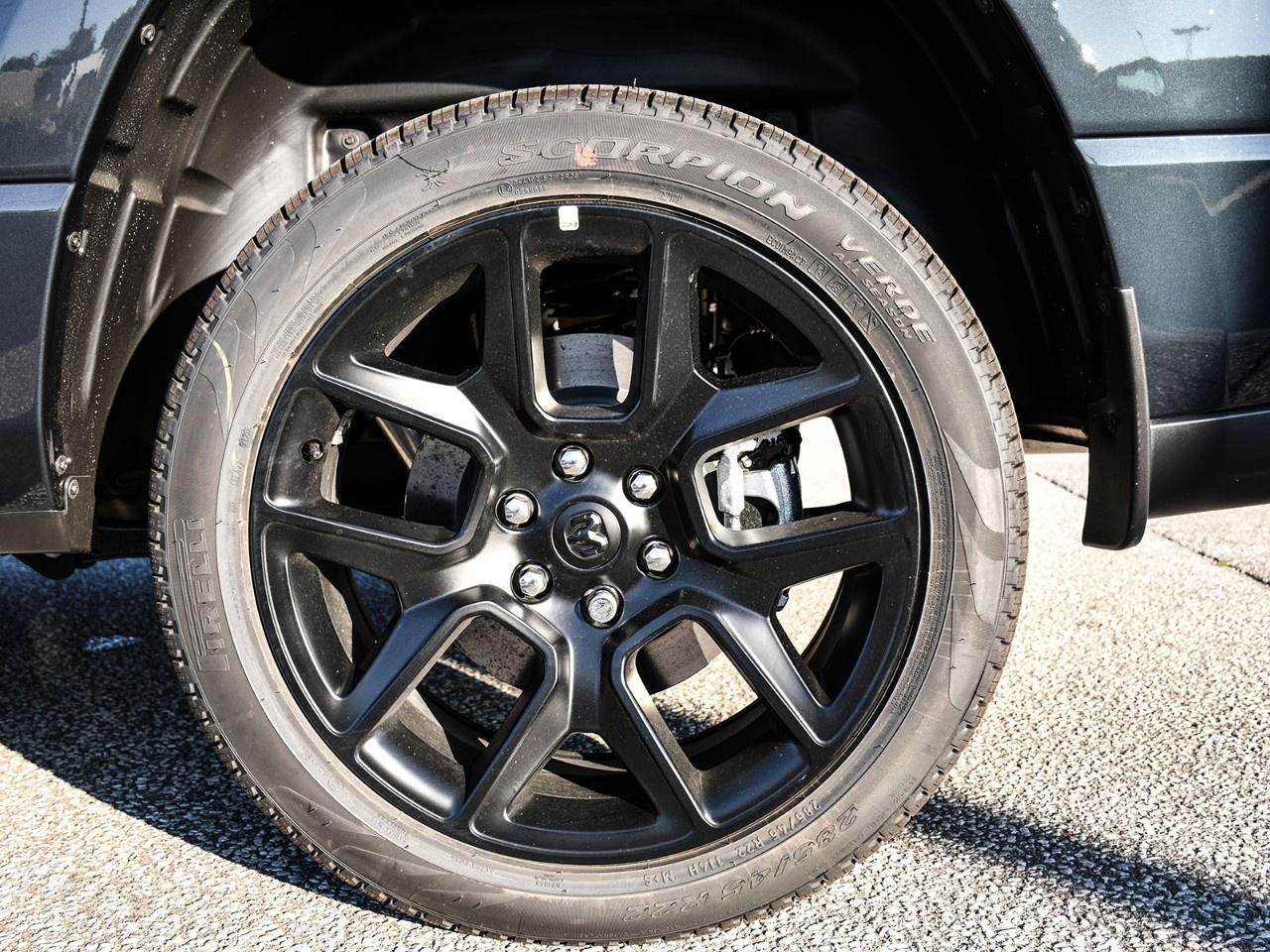 2027 RAM 1500 SPORT 4X4 CREW CAB 5'7" BOX Photo