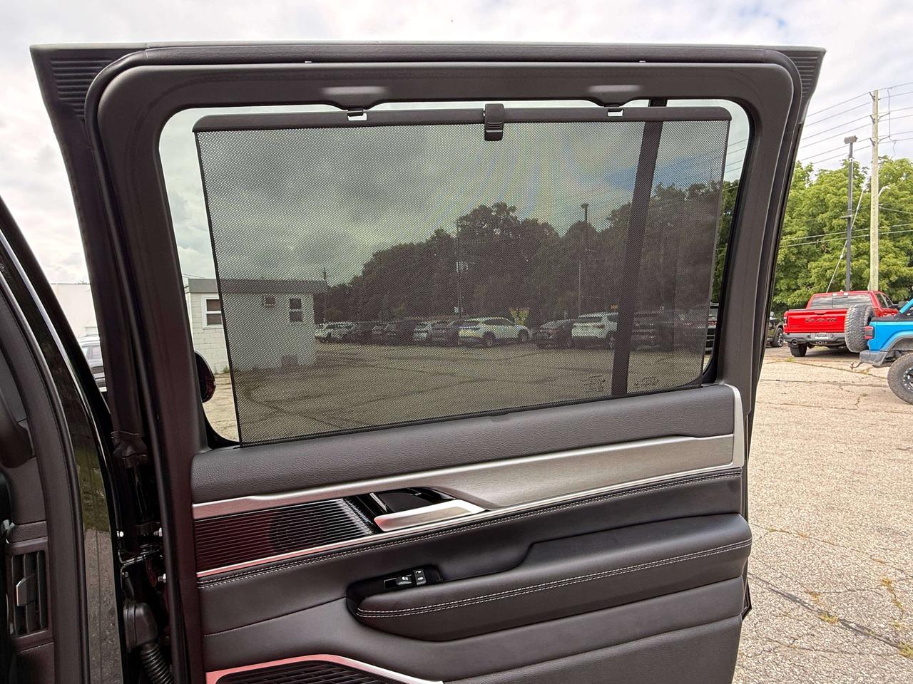2026 Jeep Grand Wagoneer Limited Altitude 4x4 Photo