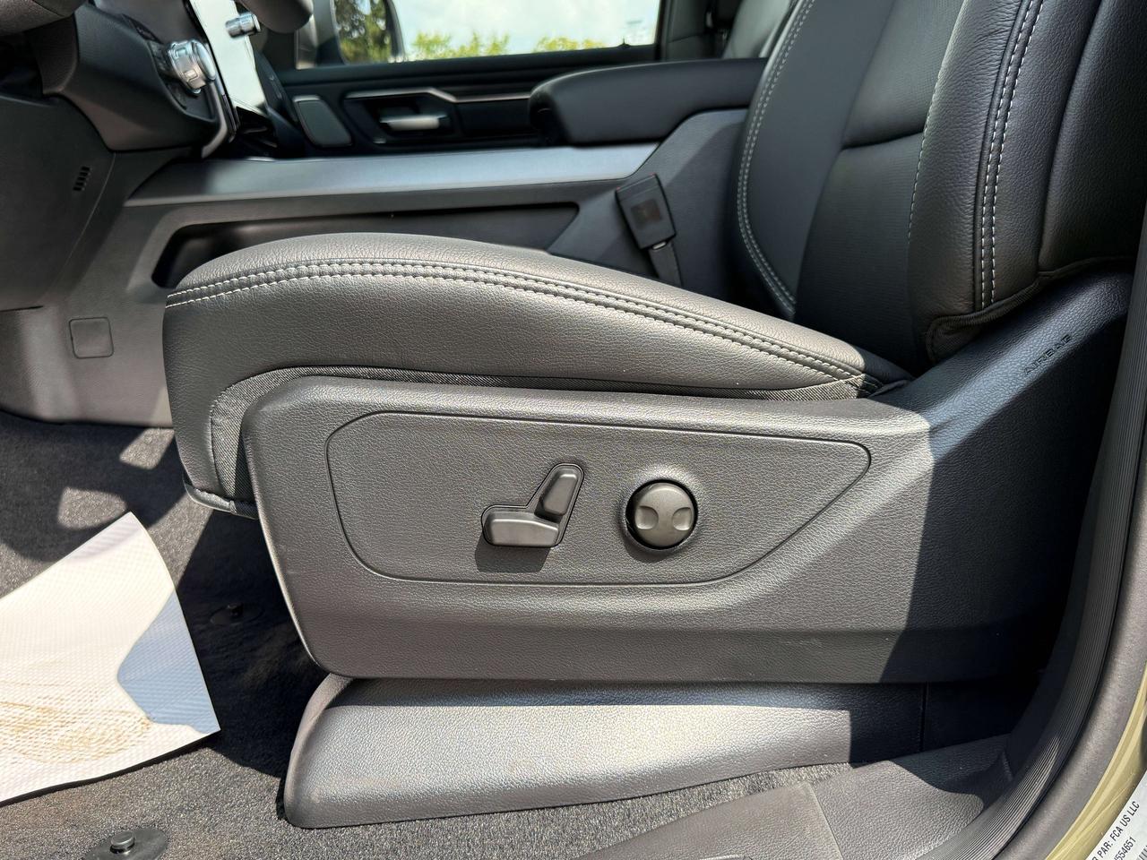 2027 RAM 1500 SPORT Photo