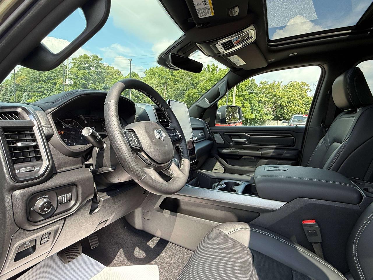 2027 RAM 1500 SPORT Photo
