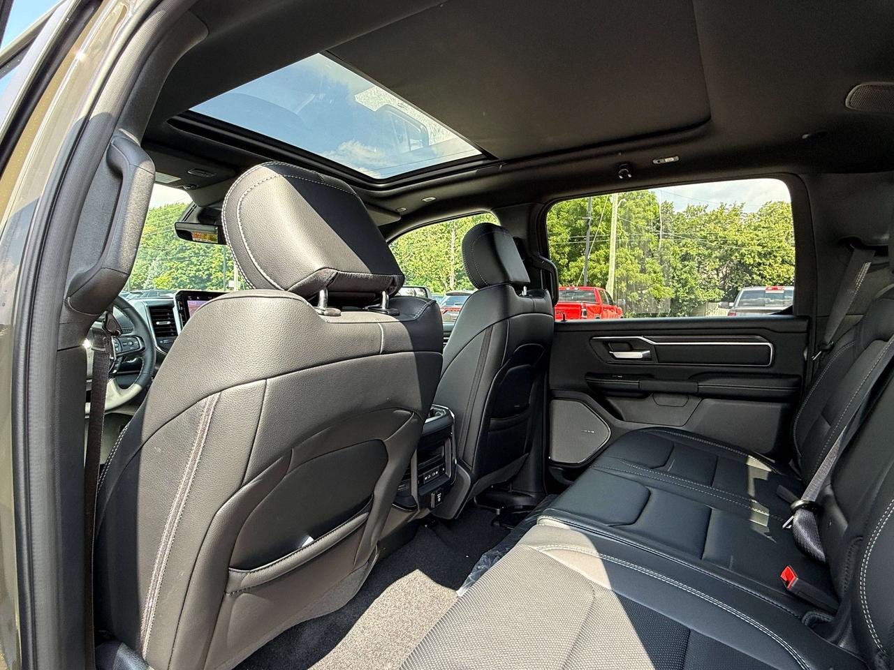2027 RAM 1500 SPORT Photo