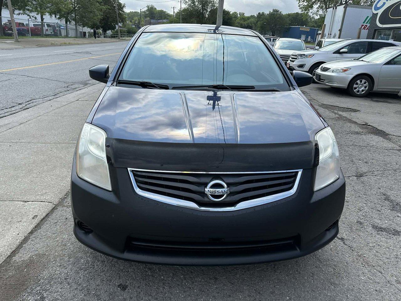 2011 Nissan Sentra 2.0 Photo