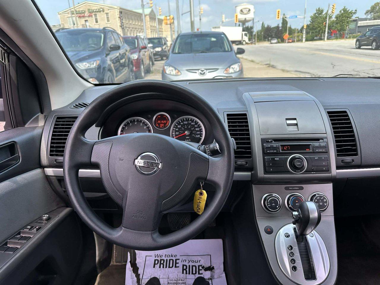 2011 Nissan Sentra 2.0 Photo