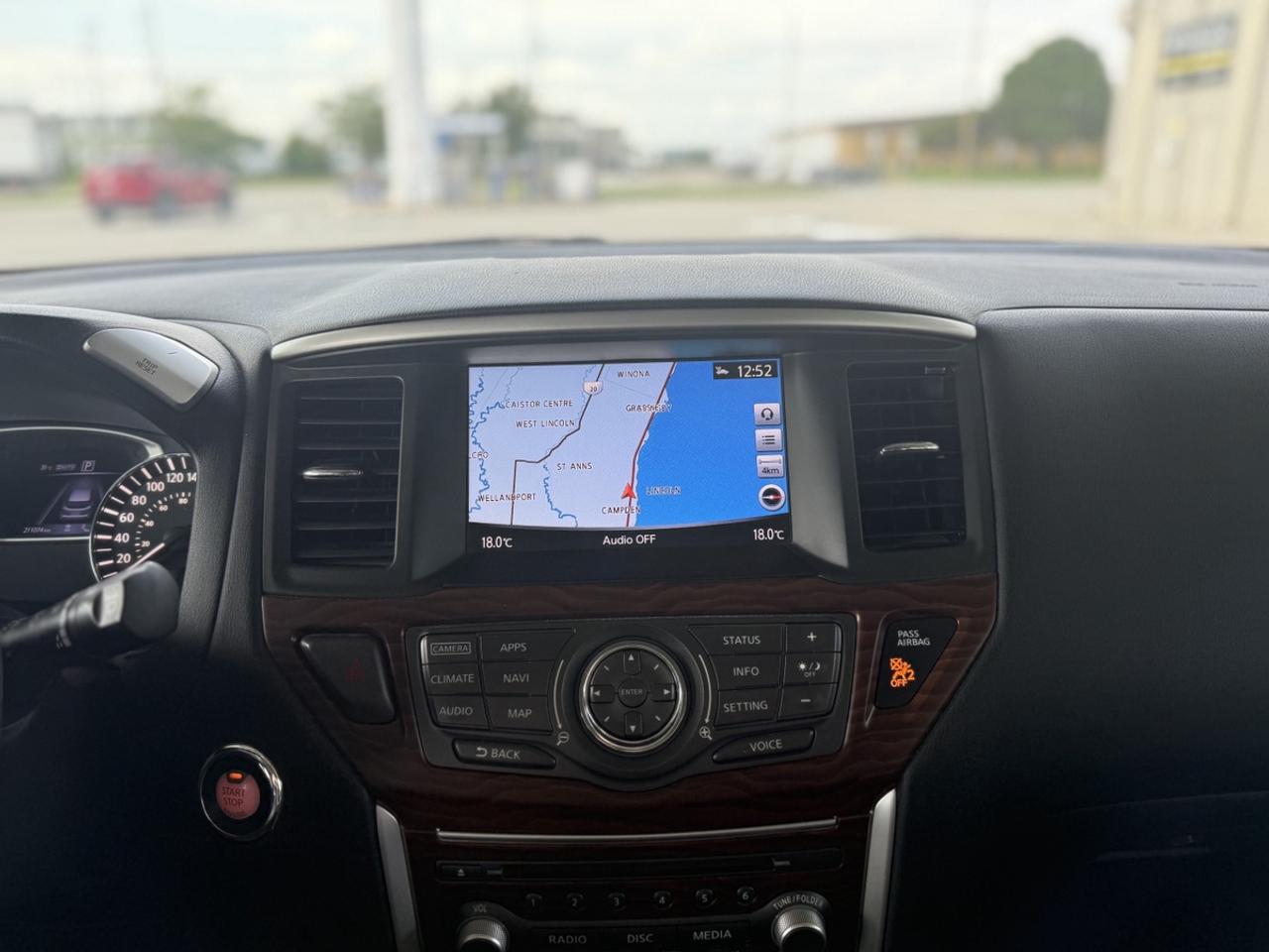 2017 Nissan Pathfinder Platinum NO ACCIDENTS 1 OWNER Photo
