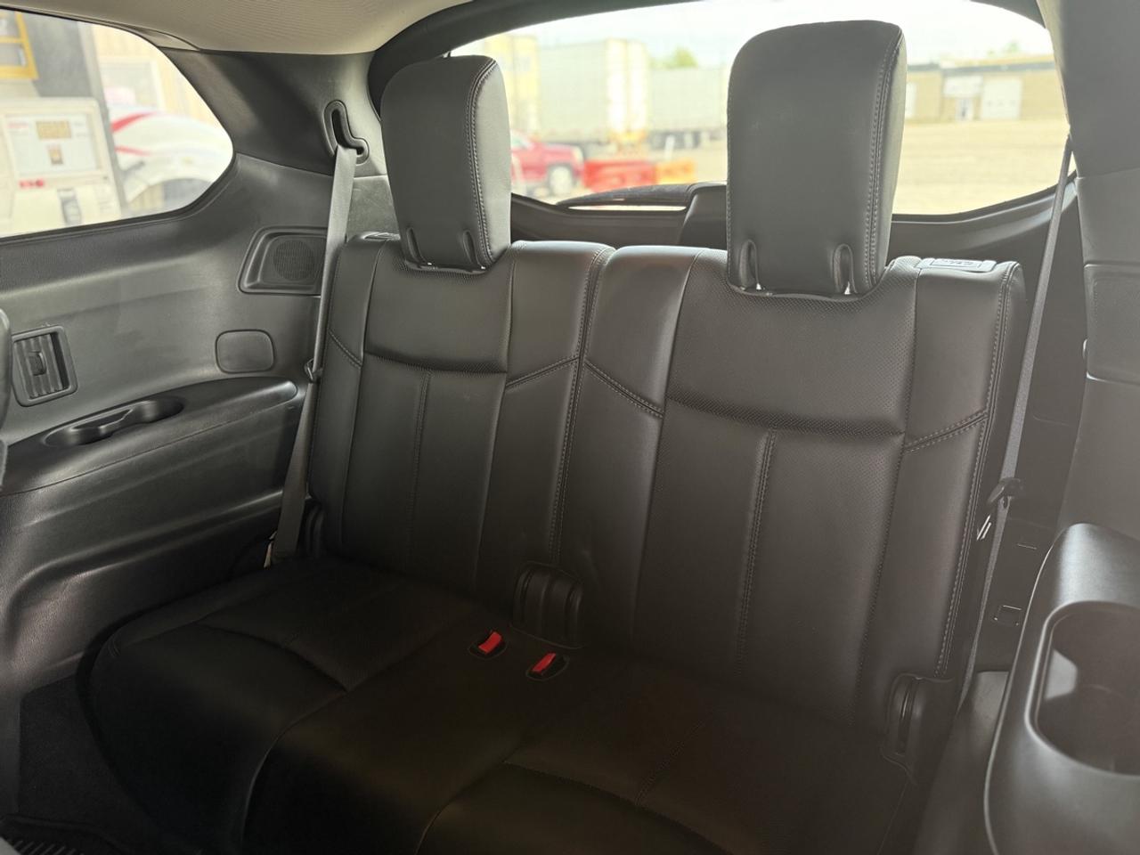 2017 Nissan Pathfinder Platinum NO ACCIDENTS 1 OWNER Photo