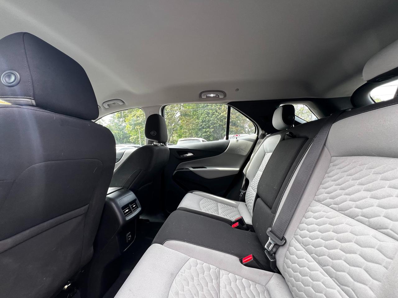 2019 Chevrolet Equinox LS Photo