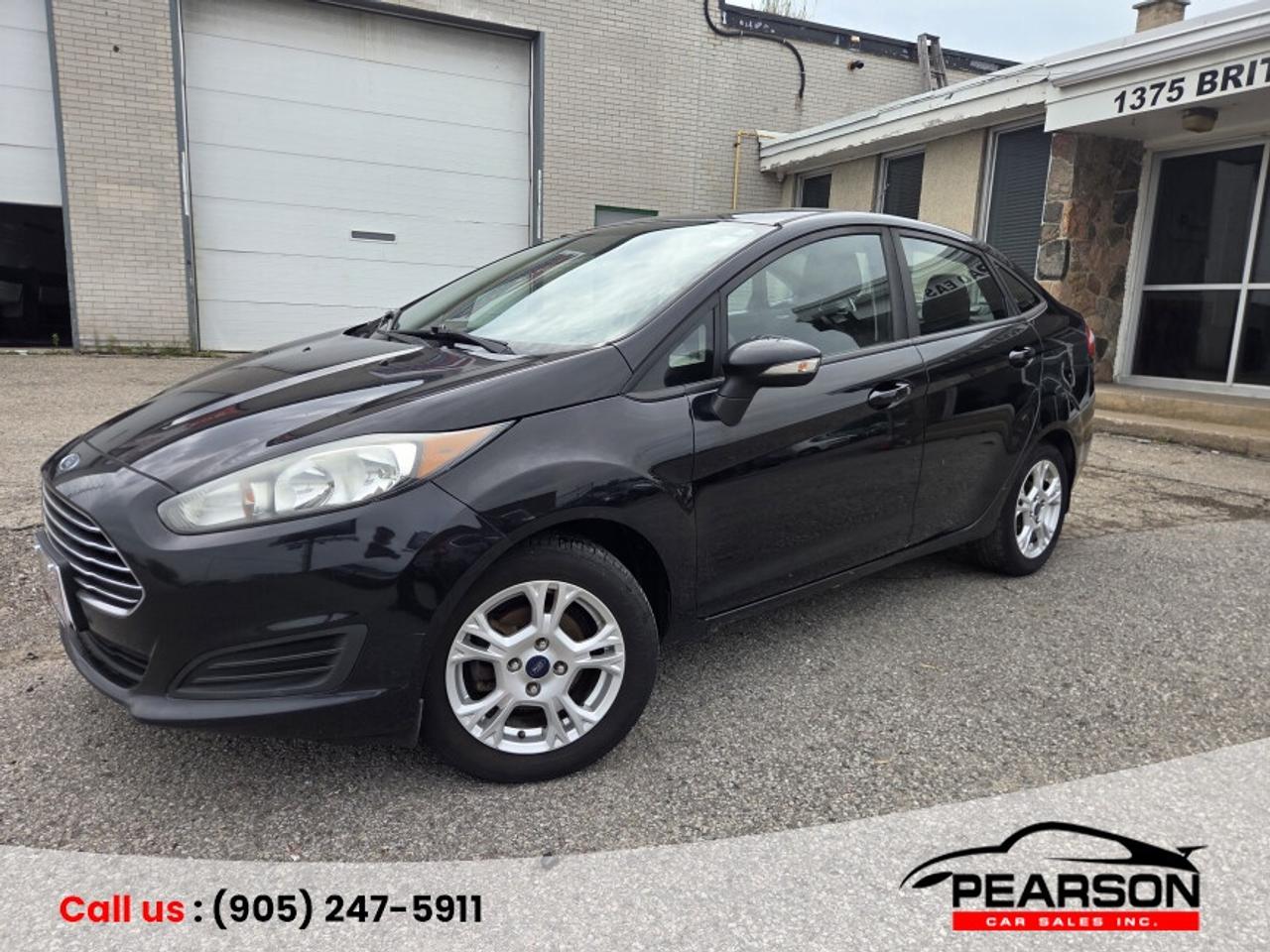 2016 Ford Fiesta SE Photo0