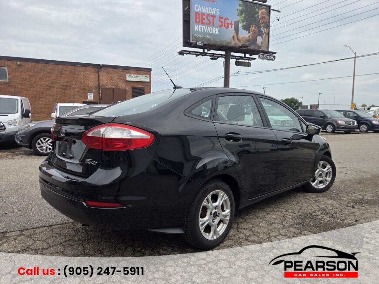 2016 Ford Fiesta SE Photo