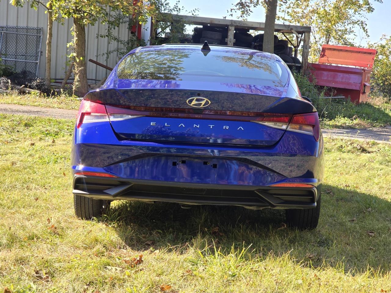 2022 Hyundai Elantra Preferred Photo