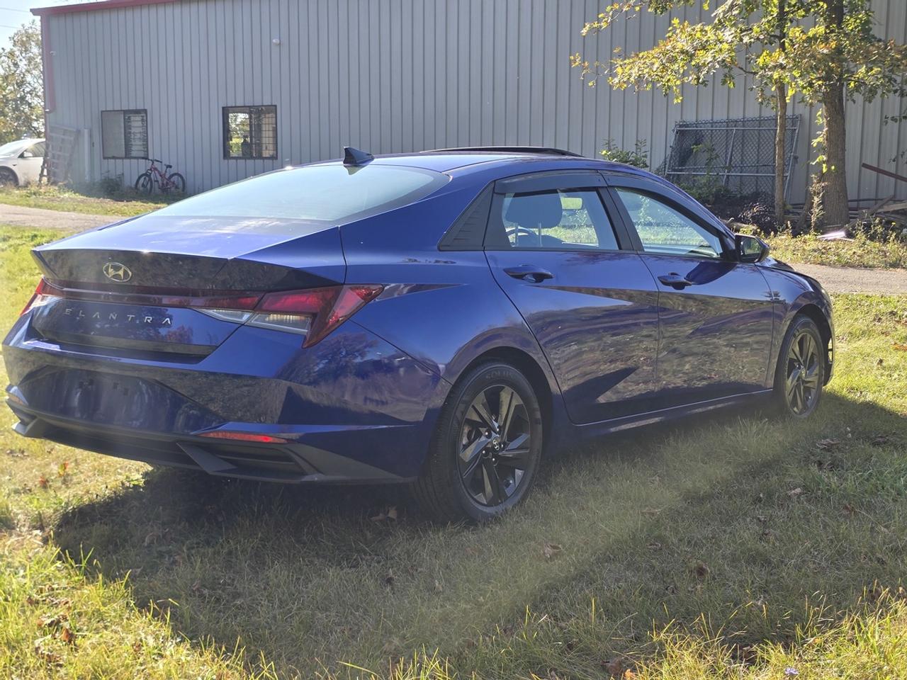 2022 Hyundai Elantra Preferred Photo