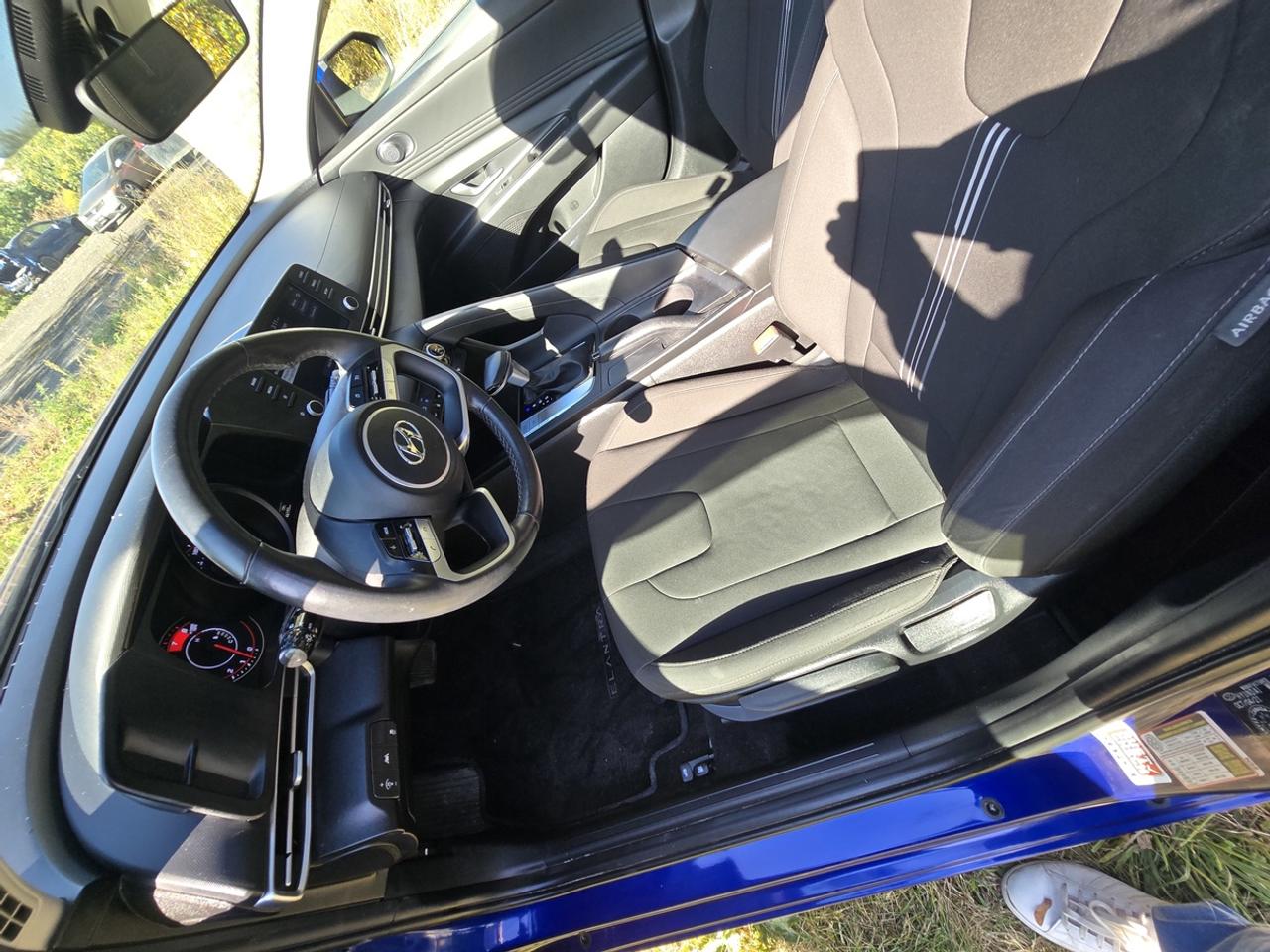 2022 Hyundai Elantra Preferred Photo