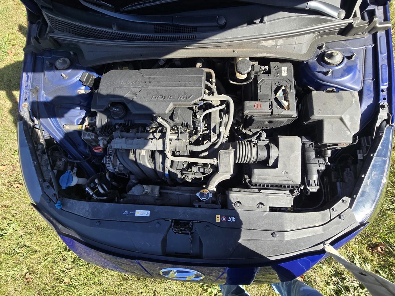 2022 Hyundai Elantra Preferred Photo