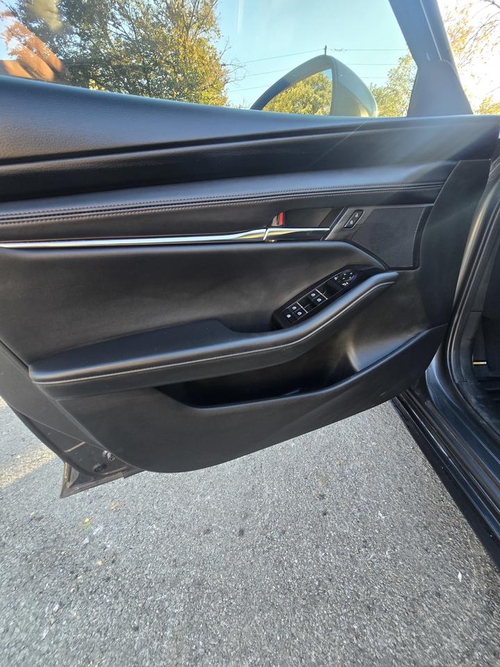 2025 Mazda MAZDA3 PREFERRED Photo
