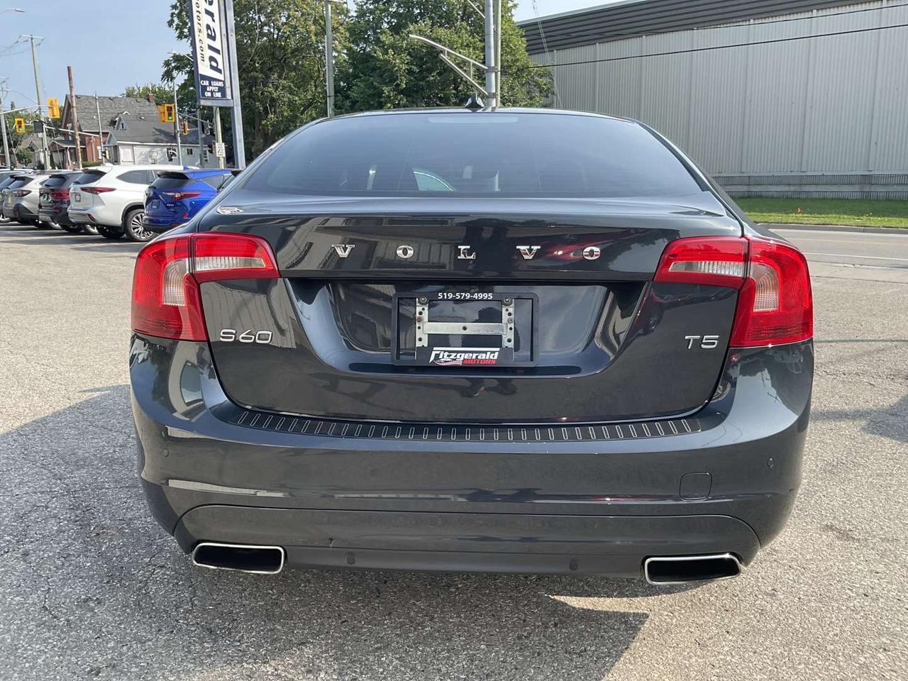 2015 Volvo S60 T5 Drive- E Premier - LEATHER! BSM! SUNROOF! Photo