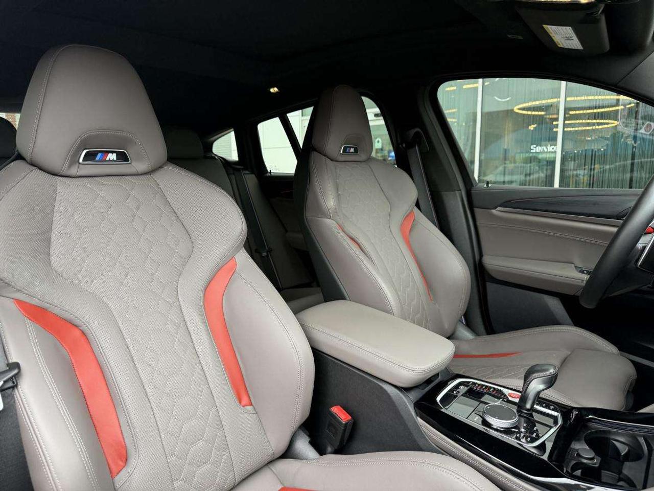 2025 BMW X4 M Competition Photo