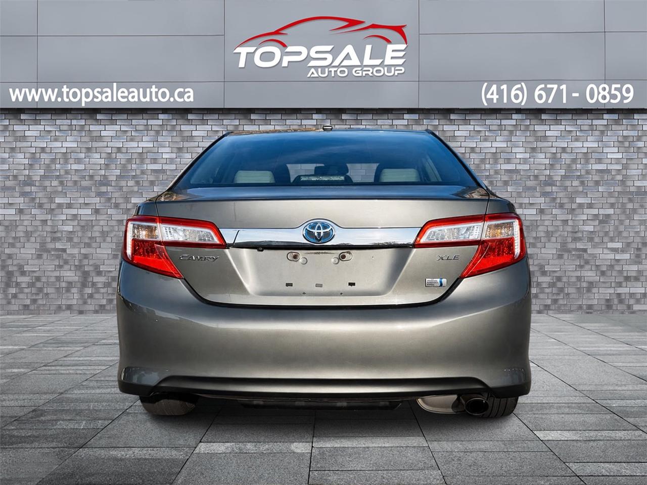 2012 Toyota Camry Hybrid XLE Photo