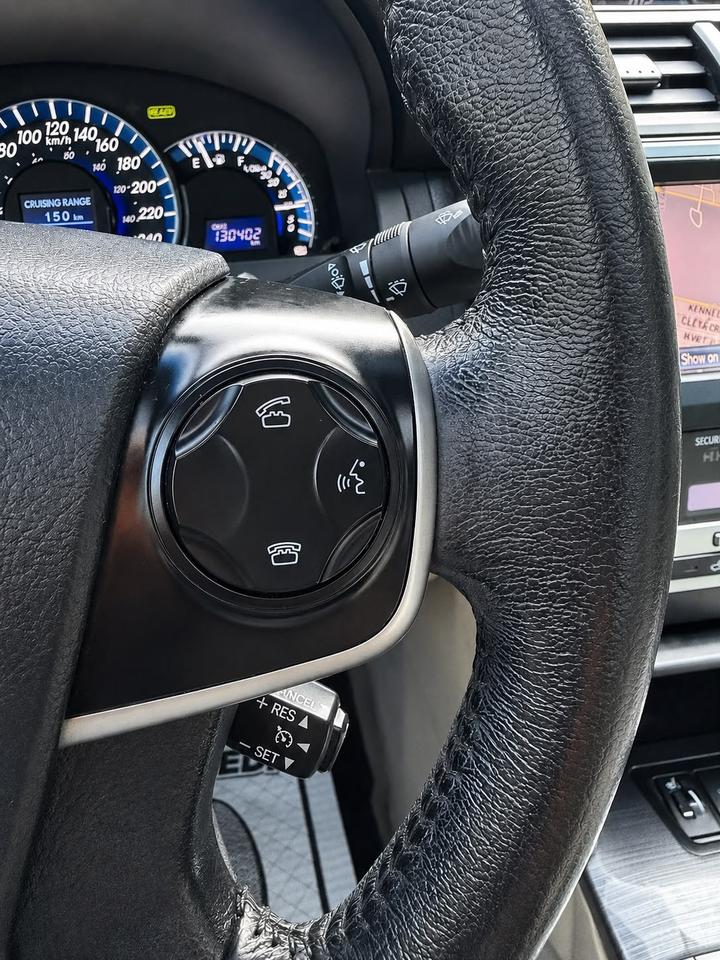 2012 Toyota Camry Hybrid XLE Photo