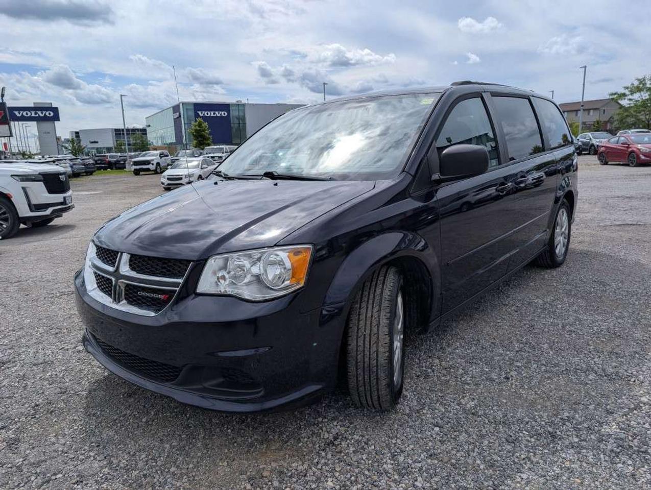 2015 Dodge Grand Caravan SXT   DVD   CAMERA Photo