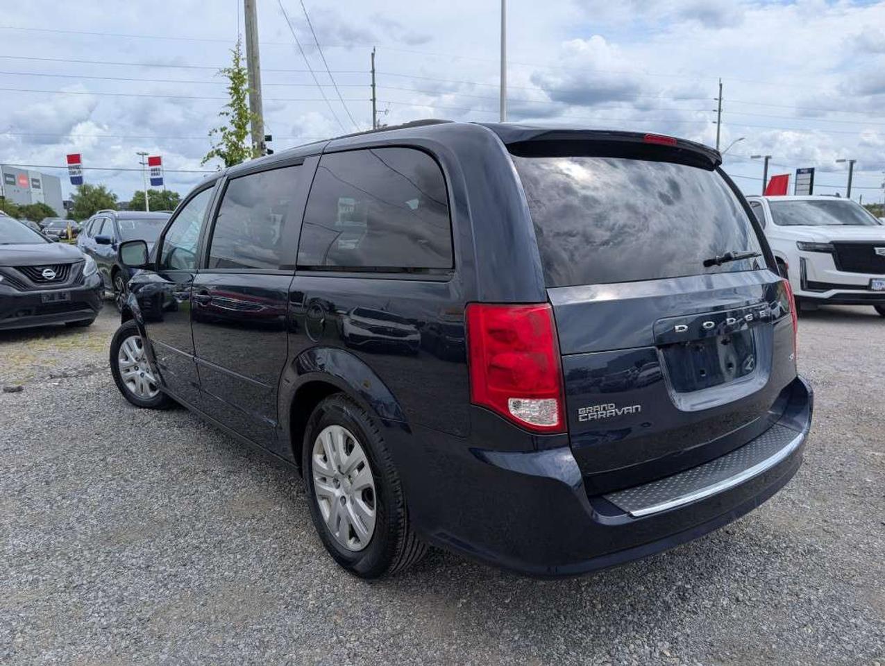 2015 Dodge Grand Caravan SXT   DVD   CAMERA Photo
