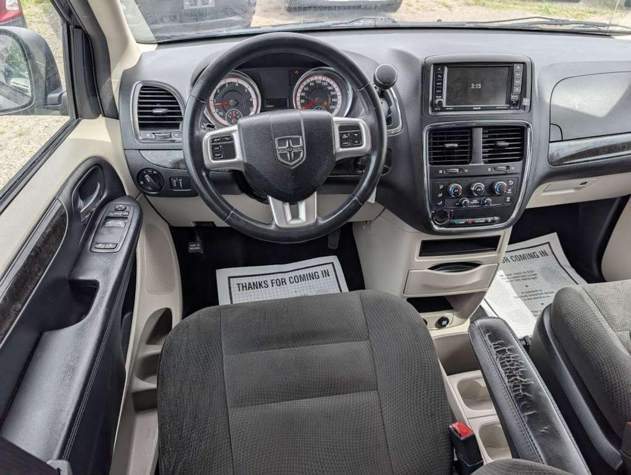 2015 Dodge Grand Caravan SXT   DVD   CAMERA Photo