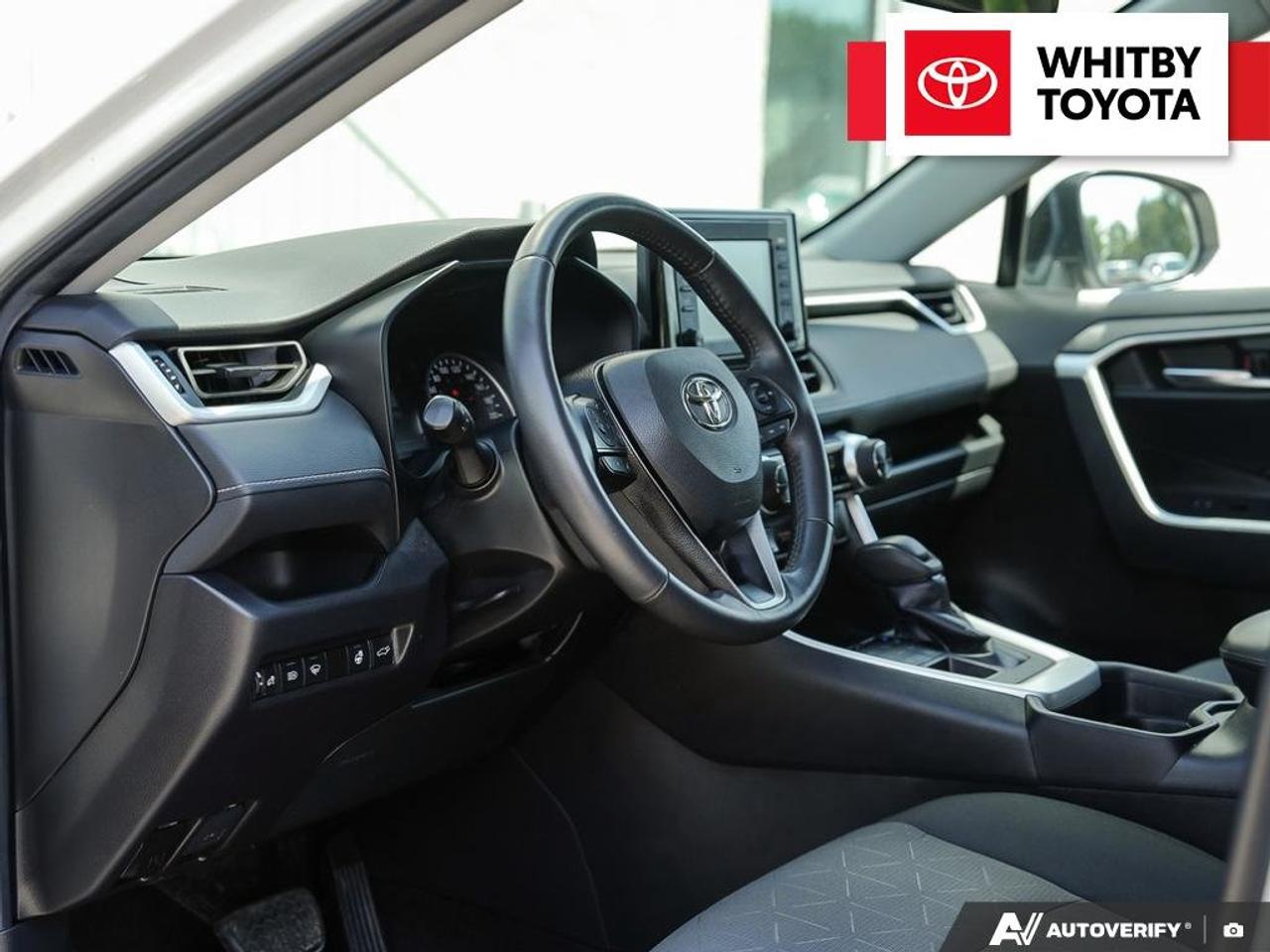 2020 Toyota RAV4 XLE 2.5L Photo