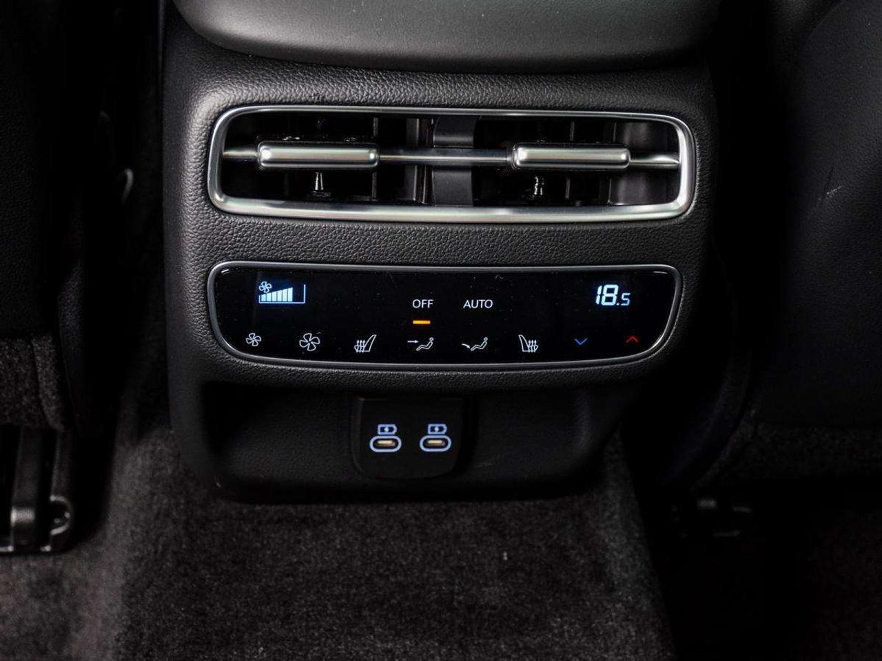 2027 Genesis GV70 2.5T Advanced Tech.Pkg AWD *Used Demonstrator* Photo
