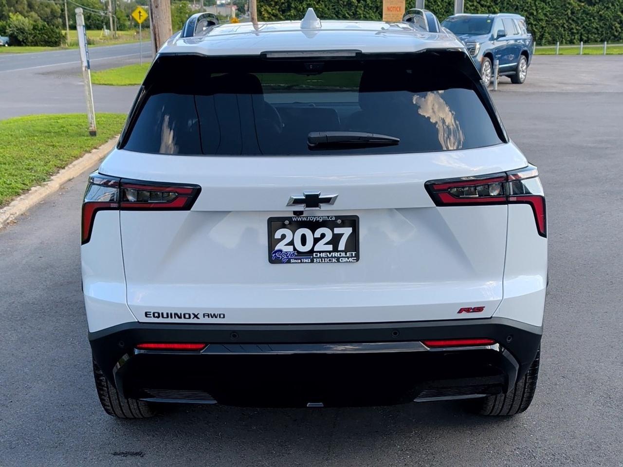 2027 Chevrolet Equinox AWD RS Photo4