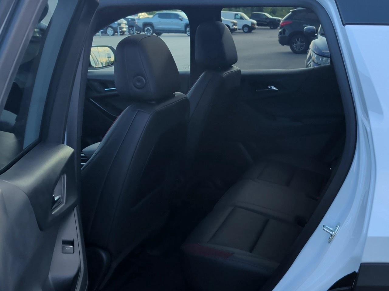 2027 Chevrolet Equinox AWD RS Photo