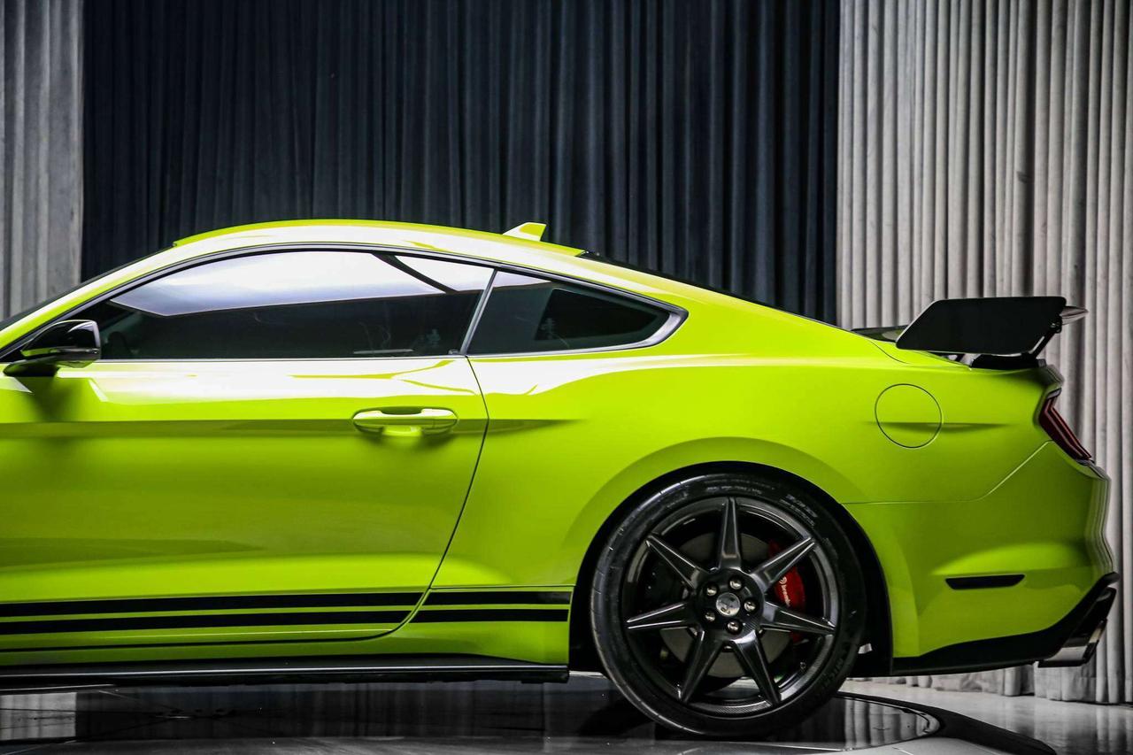 2020 Ford Mustang SHELBY GT500 CARBON TRACK PKG 760HP LOWKM NOACCDNT Photo