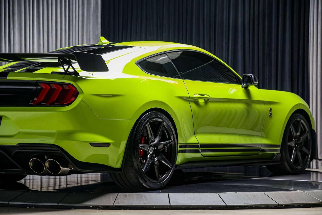 2020 Ford Mustang SHELBY GT500 CARBON TRACK PKG 760HP LOWKM NOACCDNT Photo